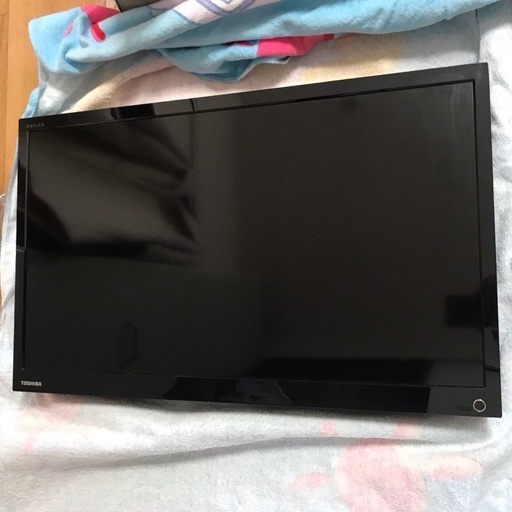 東芝　REGZA 24型