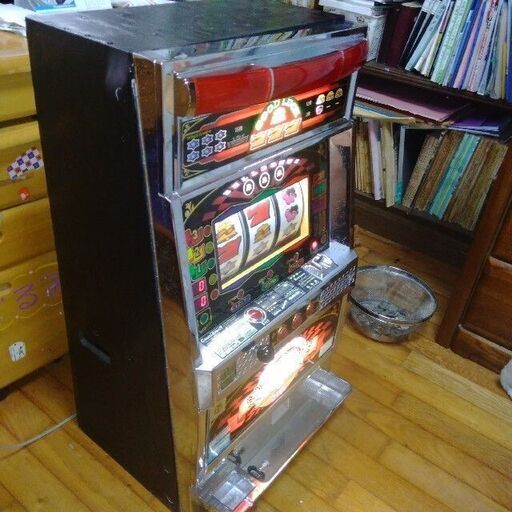 動作確認済み スロット ゴールデンベル7　メダル40枚付き