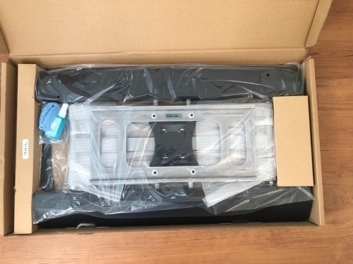 テレビ用壁掛け金具