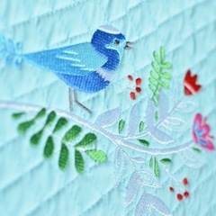 刺繍生地　青い鳥