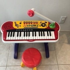 ローヤルキッズキーボード　ピアノ　おもちゃ