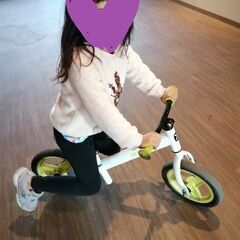 （2-3歳向け）ペダル無し自転車（無料）