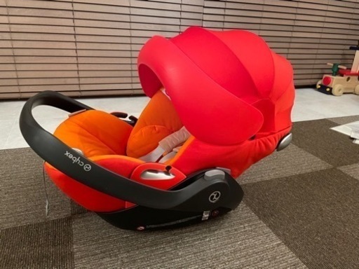 cybex サイベックス　ベビーシート　cloud Q isofix