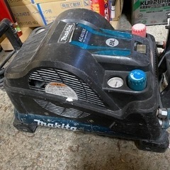 makita マキタエアーコンプレッサー 型番不明 通電動作確認OK 北海道