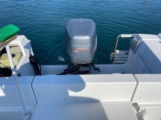 ヤマハFR 25 船外機200馬力