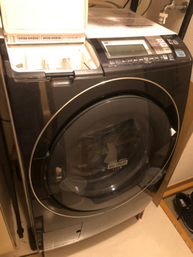 【返品交換不可】 【2/10〜28の間お引き取り】日立　おしゃれなドラム型洗濯機　シャンパンブラック 洗濯機