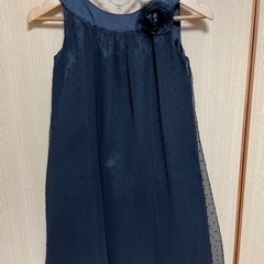 【ネット決済・配送可】子供用ドレス黒(コサージュ付)  130cm