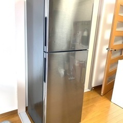 【ネット決済・配送可】<緊急値下げ>シャープ　冷蔵庫 SJ-D2...