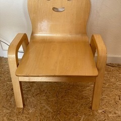 木製　子ども椅子