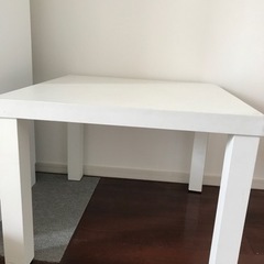 IKEA イケア　サイドテーブル　ホワイト