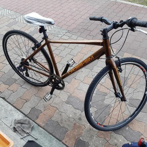 売り切れました【中古自転車】アルミクロスバイク　クロスシム700c　ブラウン