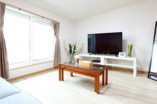 ★良品★特別価格!!★液晶テレビ50型～ご希望の方はDVDプレーヤー、TV台もお付けします♪♪