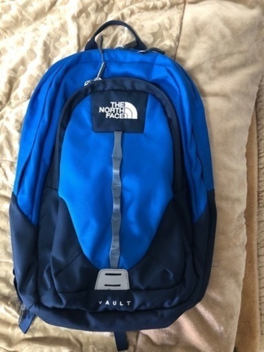 ノースフェイスリュック　THE NORTH FACE VAULT リュック