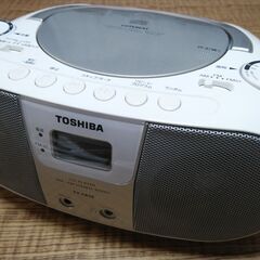 【TOSHIBA 東芝】CDラジオ CUTEBEAT TY-CR...