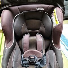 受け渡し予定です！Combi チャイルド ネルームlite ISOFIX
