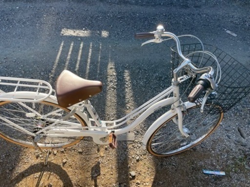 通学にもつかえる自転車26インチ　ホワイト
