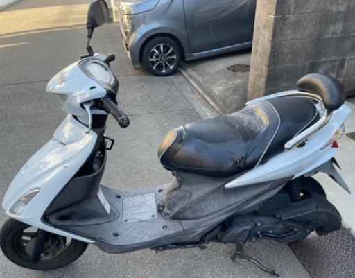 スズキ　アドレスV125S ホワイト　125ccバイク