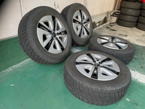 送料無料 50プリウス 純正 15インチホイール 溝あり 195/65/15 送料無料 50プリウス 純正 15インチホイール 溝あり 195/65/15 送料無料 50