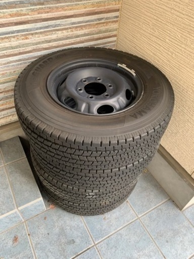 超美品！ヨコハマ スタッドレスタイヤ！195/80R15 107/105L LT iceGURAD iG91☆ホイール付き 4本セット！キャラバン用☆