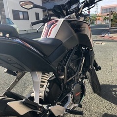 ktmduke200.Absとetc付き