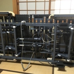 電動介護ベッド　
