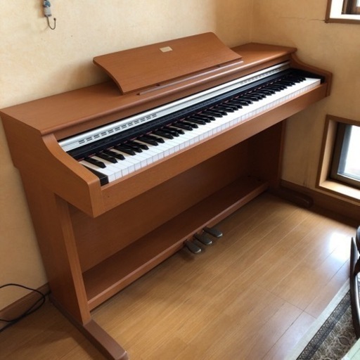 カシオ　電子ピアノ