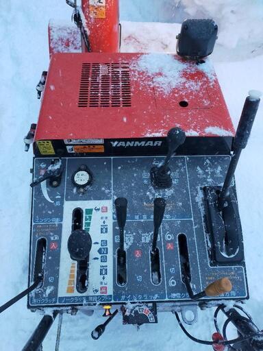 整備済み　札幌　ヤンマー　除雪機　ＹＳＲ900RH 油圧オーガチルト付　左右電動シューター