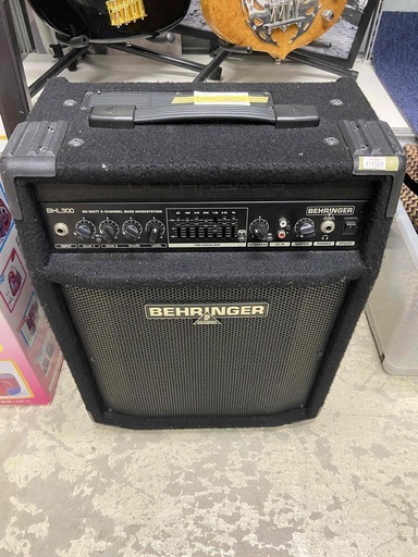 ID  996804　アンプ’BEHRINGER’