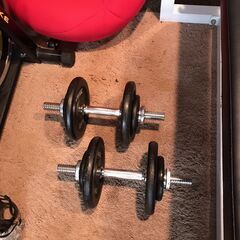 人気商品！！！　ベンチプレスセット！！！　プレート５５ｋｇ　２５，０００円（税込み）