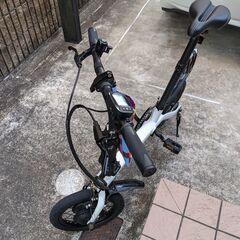 Enkoo 折りたたみコンパクト　電動自転車（後輪交換して下さい。）