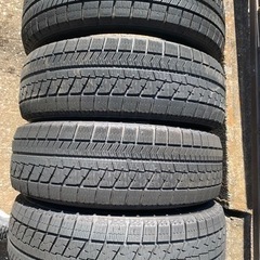 バリ山BSスタッドレスタイヤ　プリウスなどに