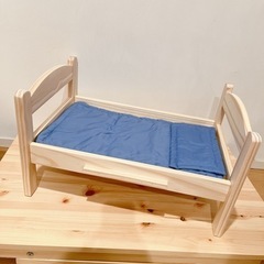 【ペット用ベッド】木製のペット用ベッド