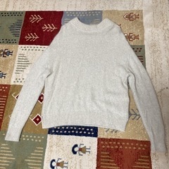 【INDIVI】白いニットセーター
