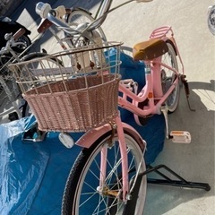 見た目もかわいいピンクの子ども用自転車