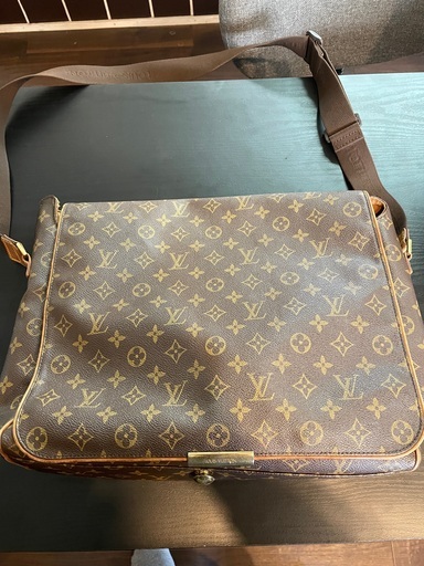 ルイヴィトン　モノグラム　ショルダーバッグ　中古