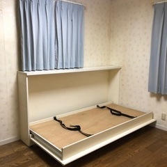 【無料】壁収納シングルベッド　２台あります。（１台お取引済み）