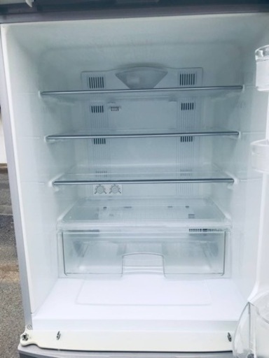 ③2702番 SHARP✨ノンフロン冷凍冷蔵庫✨SJ-23TM-W‼️