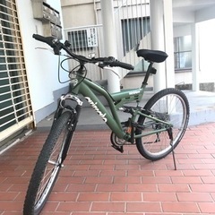 (値下げ)綺麗　マットグリーン　ダブルサスペンション　マウンテンバイク　26インチ　18段