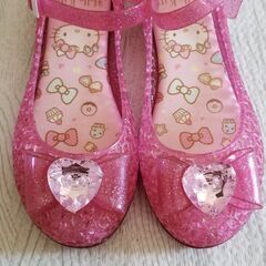 キティちゃん　子供用靴　サイズ18
