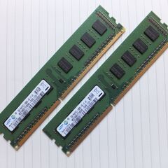 デスクトップ用メモリー2GB (DDR3-1333) 2枚【中古】