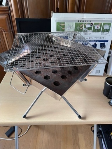 キャンプ 焚き火台ユニフレーム　たきび