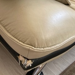 値下げしました！『中古』ニトリ3人用本革ソファ