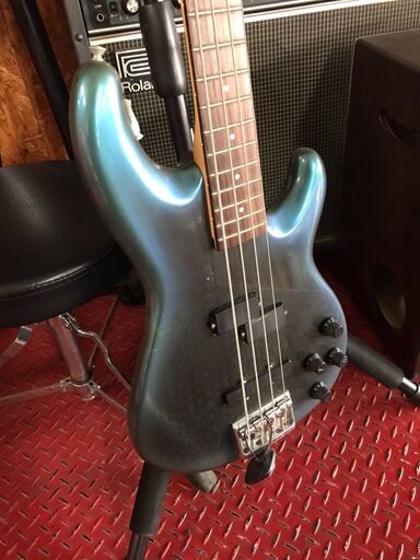 Fender Japan プレジションベース