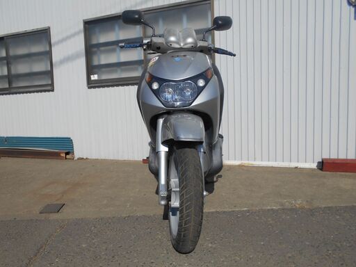 ピアジオ　ビバリー 200cc　PIAGGIO Ficha técnica Piaggio Beverly 200 cc (2006-2008) - 50factory.com