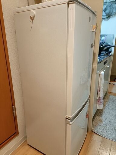 冷蔵庫を1万円で譲ります。(譲り主確定済みクレカ決済再度投稿。)