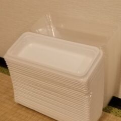 【ネット決済・配送可】使い捨て容器 フタ一体型 27個 白