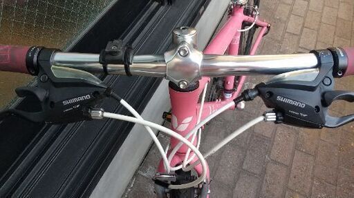 GIANT ESCAPE R3W ジャイアント ESCAPE R3W レディース クロスバイク