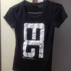 【】EGOIST Tシャツ 黒 Sサイズ？