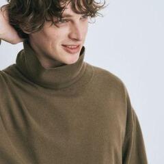 ATON✨新品タグ付き✨MAT WOOL 　タートルネックセーター　紺　０６　L