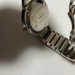 Versace ヴェルサーチ　腕時計　クォーツ　デイト　グレカ　シルバー